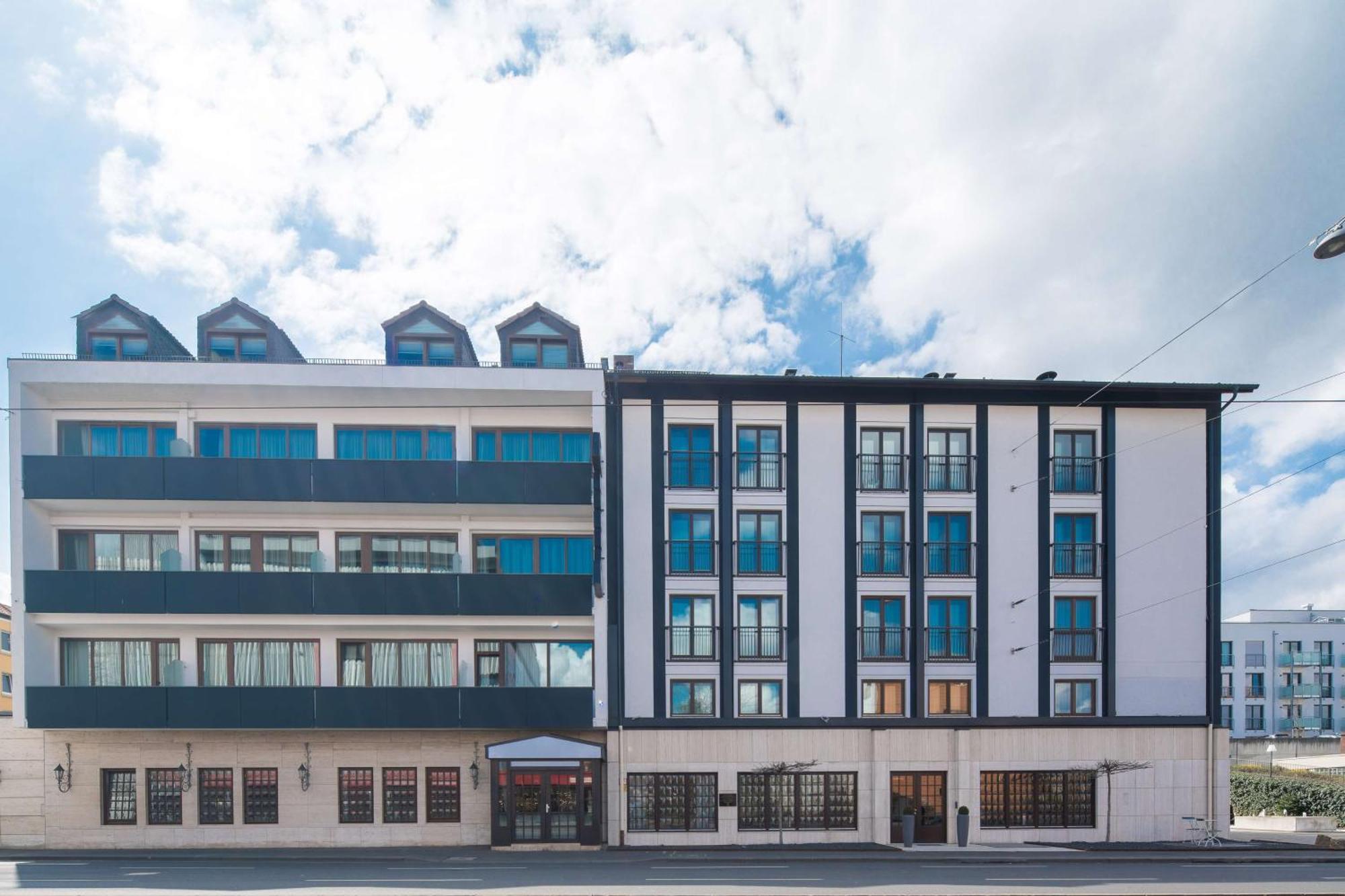 Best Western Hotel Wuerzburg-Sued Esterno foto